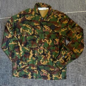 Off white camo lightweight overshirt